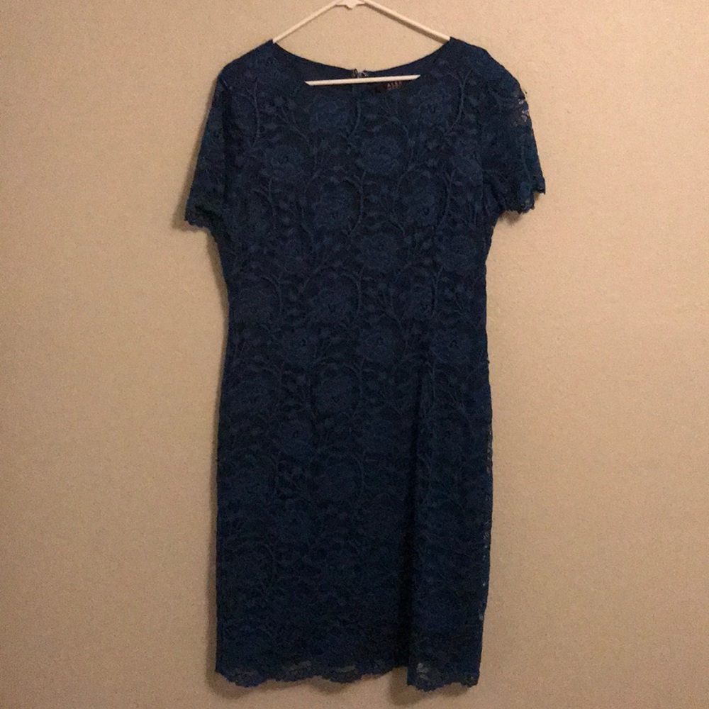 Lace dress